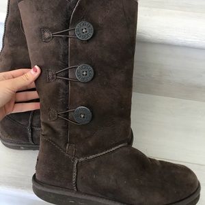UGG Bailey Button Boots Size 8